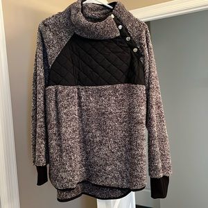 Women’s Pullover Size XL Black/Gray